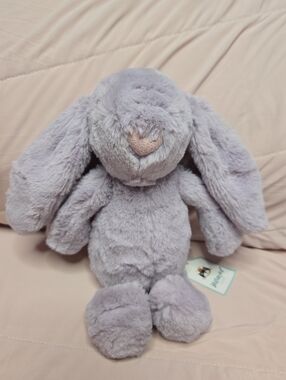 ​✨ NWT Jellycat Bashful Lavender Bunny - Medium ✨